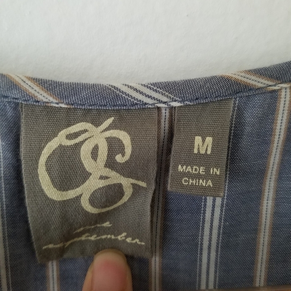 ANTHROPOLOGIE One September Embroidered Floral Ruffle Striped Blouse Size M - Picture 13 of 13